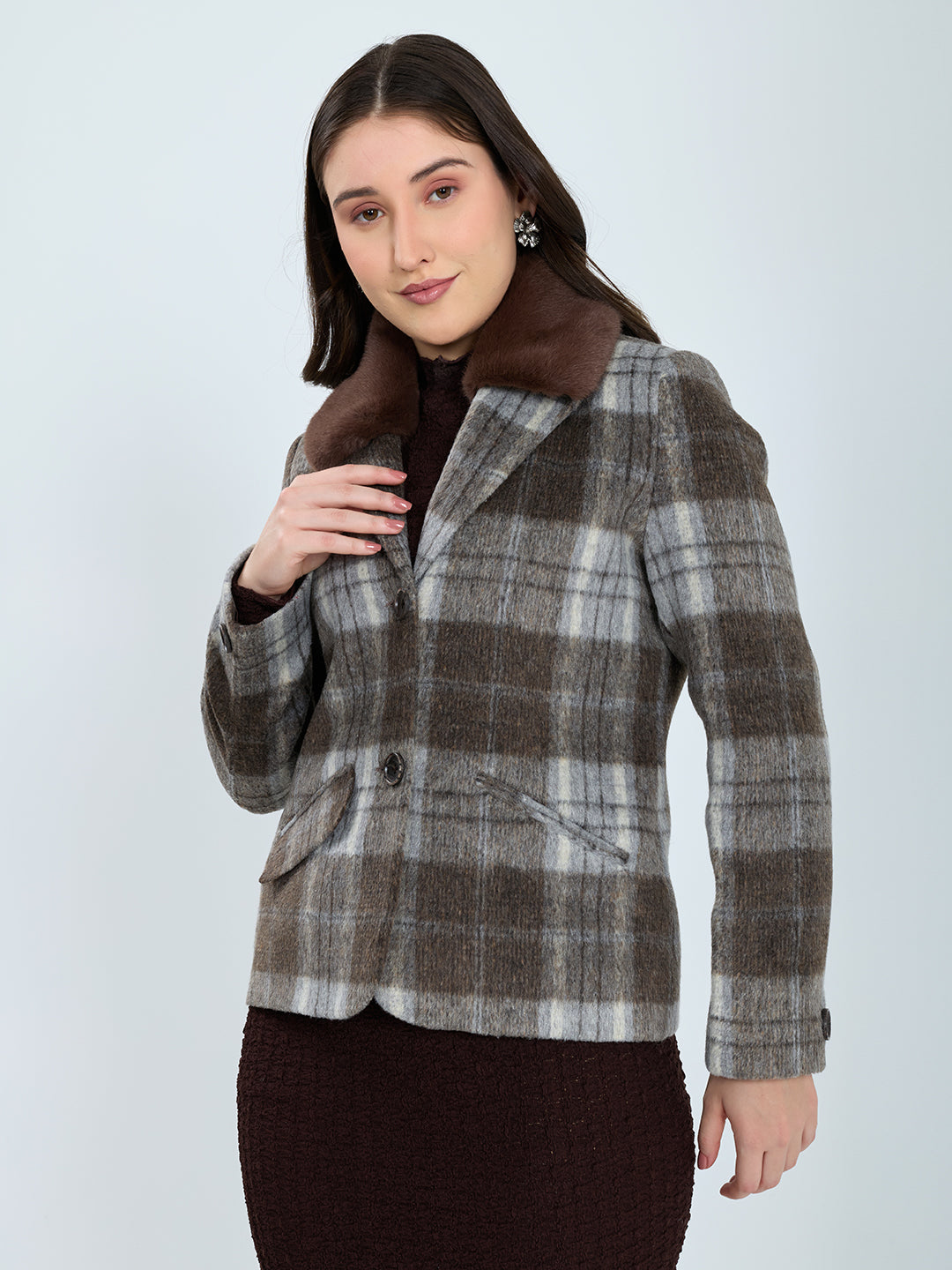 Women Brown Check Fur Collar Full Sleeve Coat