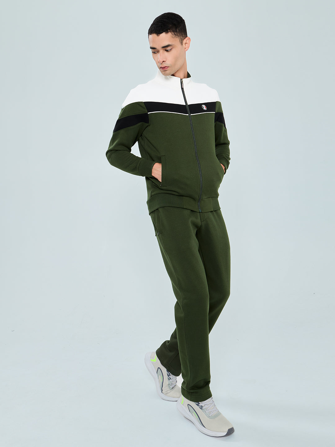 Men Olive Solid Collar Full Sleeve Winter Tracksuit
