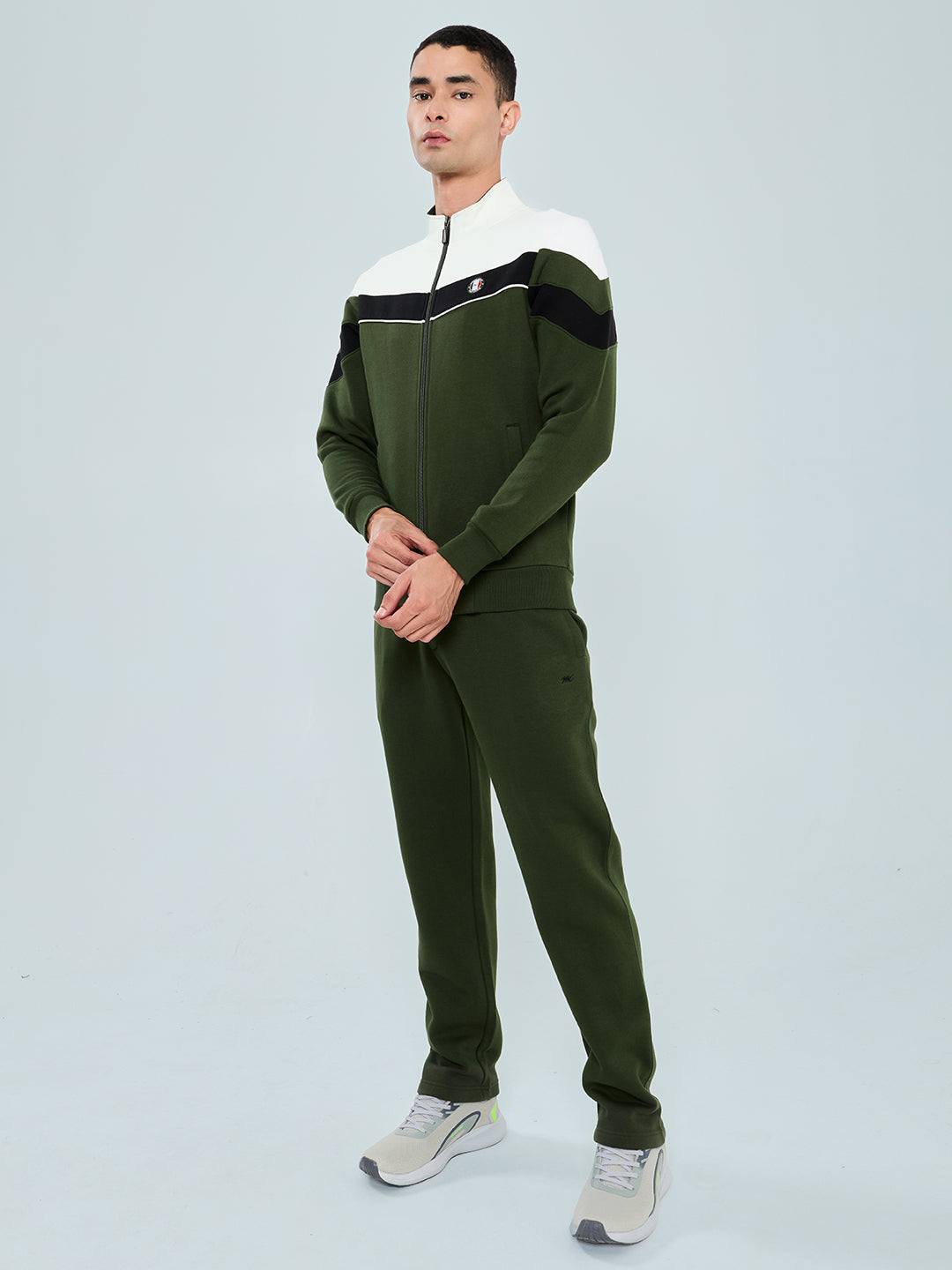 Men Olive Solid Collar Full Sleeve Winter Tracksuit