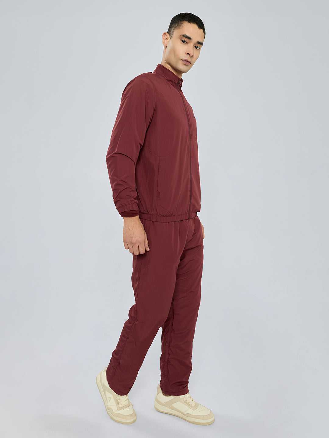 Men Maroon Solid Collar Full Sleeve Winter Tracksuit