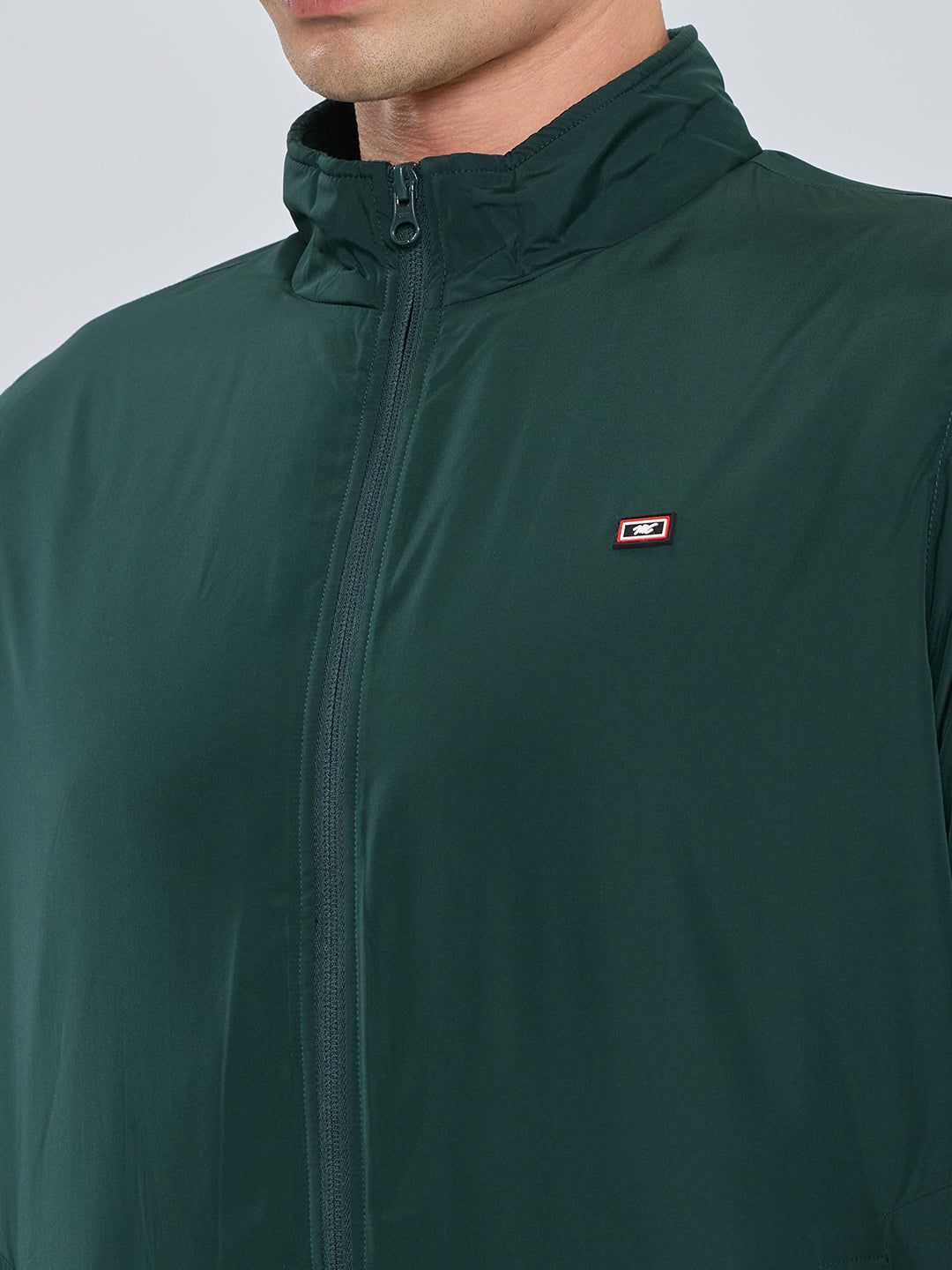 Men Green Solid Collar Full Sleeve Winter Tracksuit