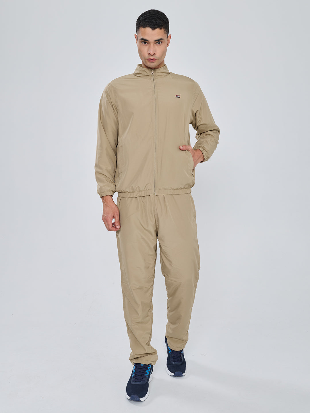 Men Camel Brown Solid Collar Full Sleeve Winter Tracksuit