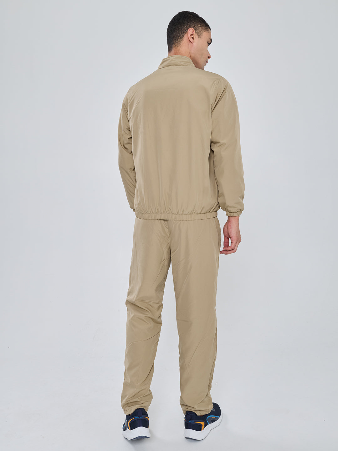 Men Camel Brown Solid Collar Full Sleeve Winter Tracksuit
