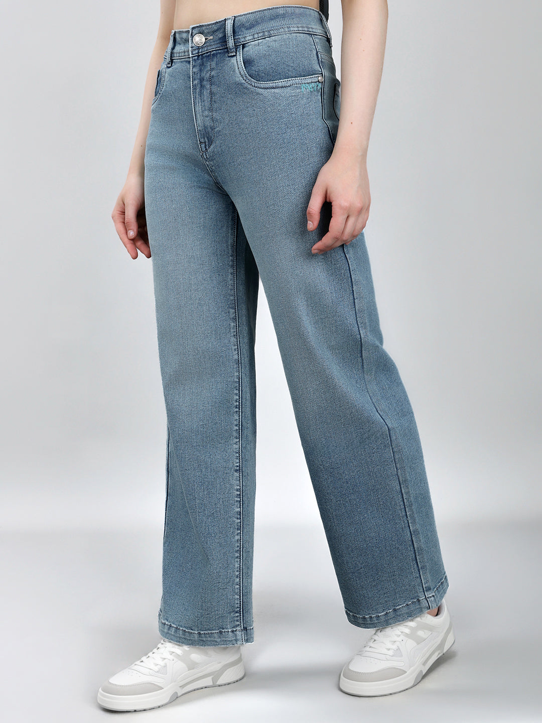 Women Blue Solid Regular Fit Denim