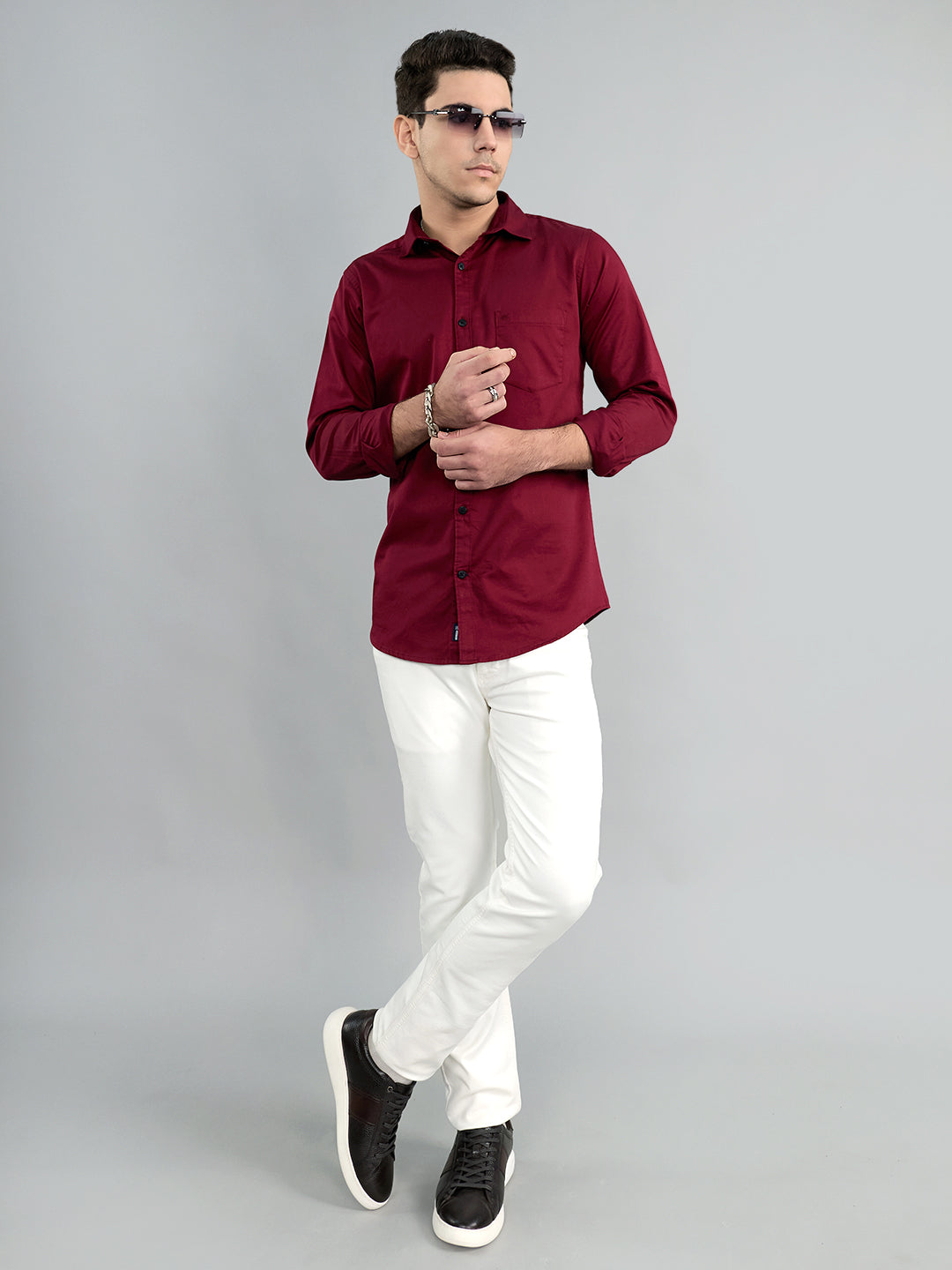 Men Maroon Solid Collar Full Sleeve Shirt