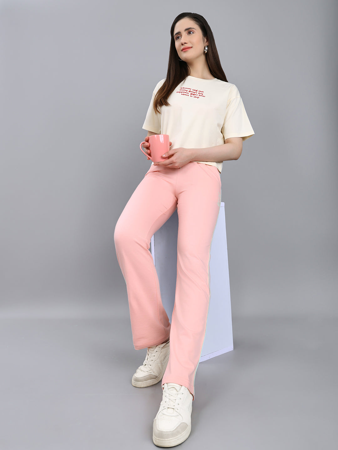 Women Peach Solid Regular Fit Lower