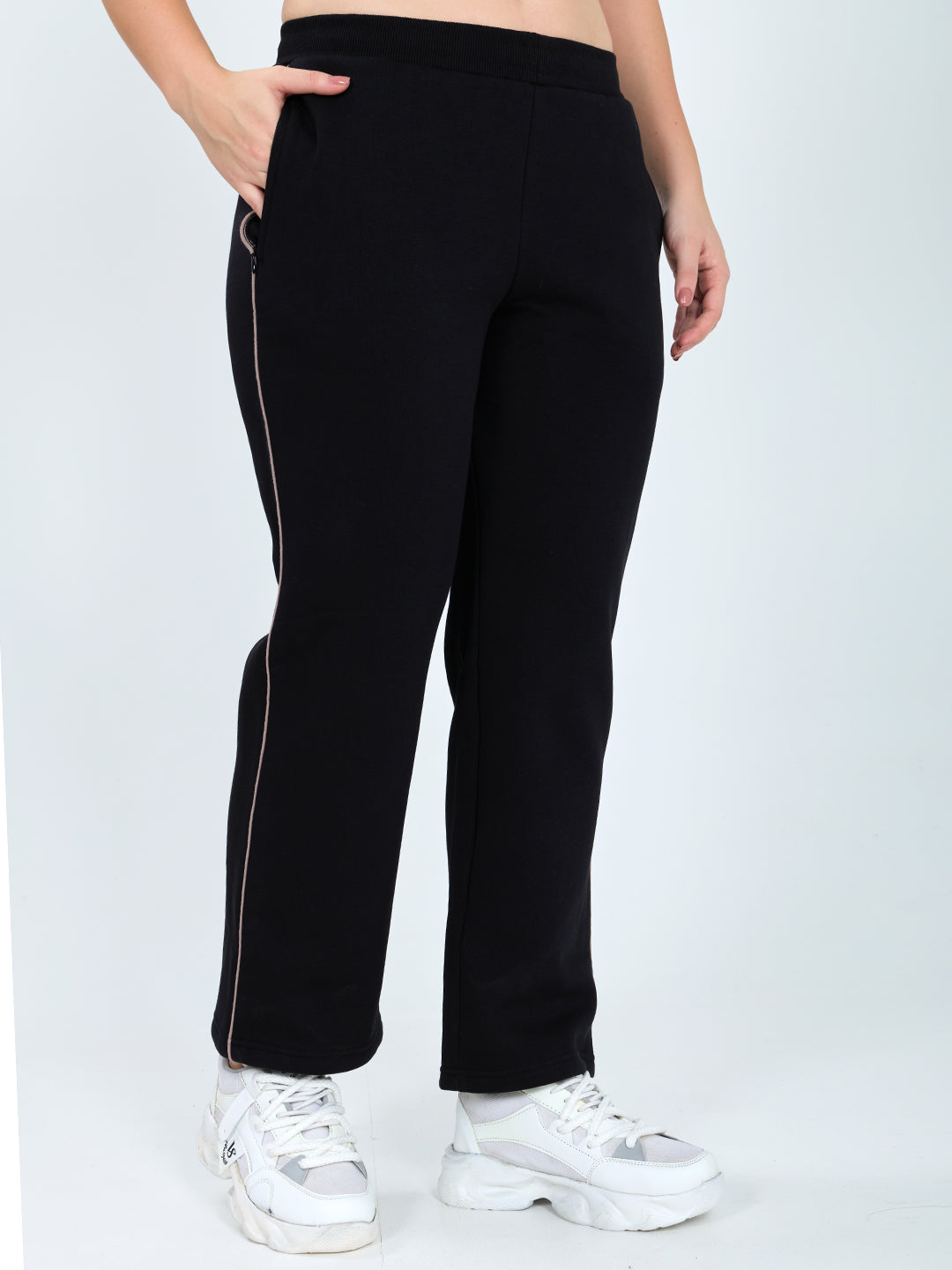 Women Black Solid Regular Fit Winter Lower