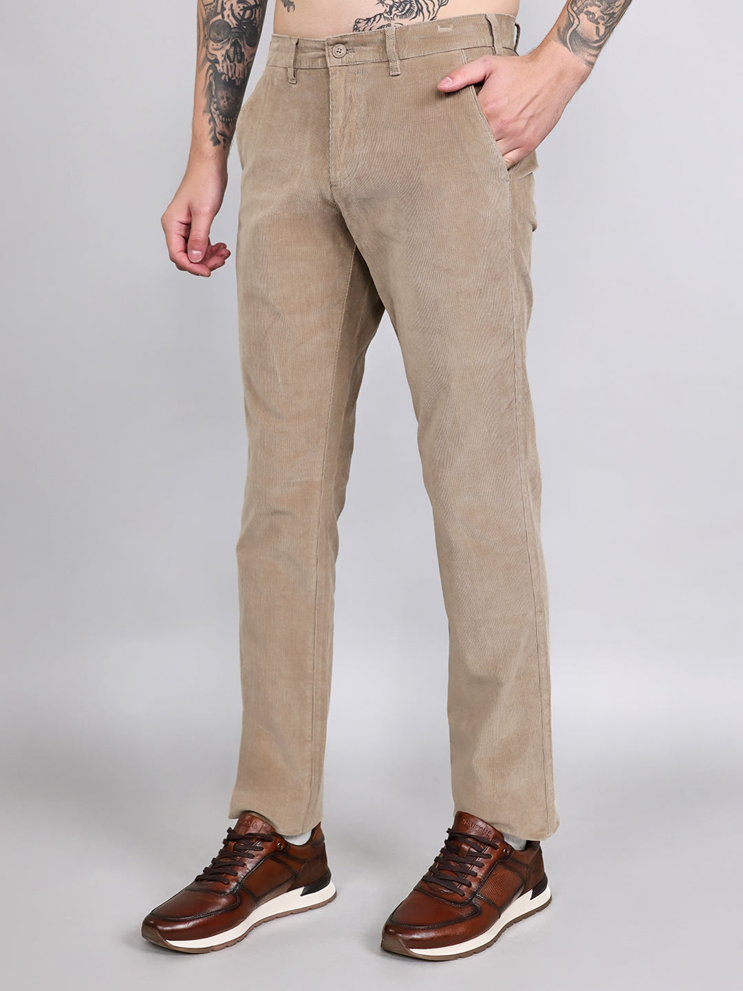 Men Beige Solid Slim Fit Trouser