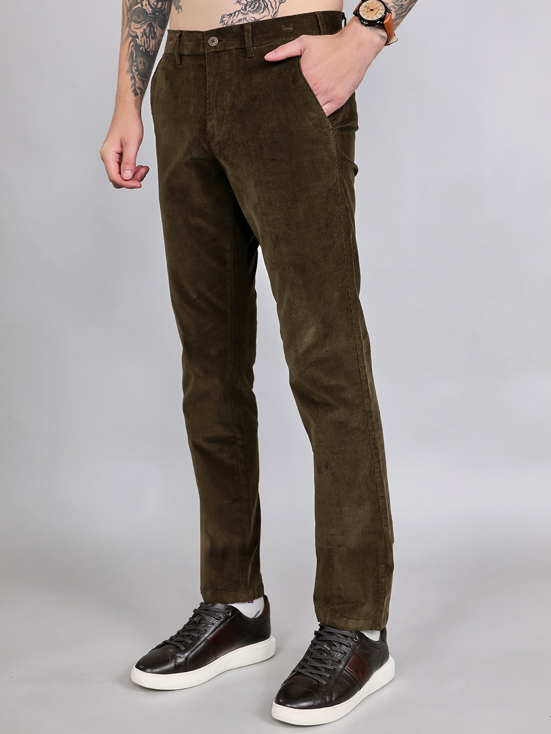 Men Olive Solid Slim Fit Trouser