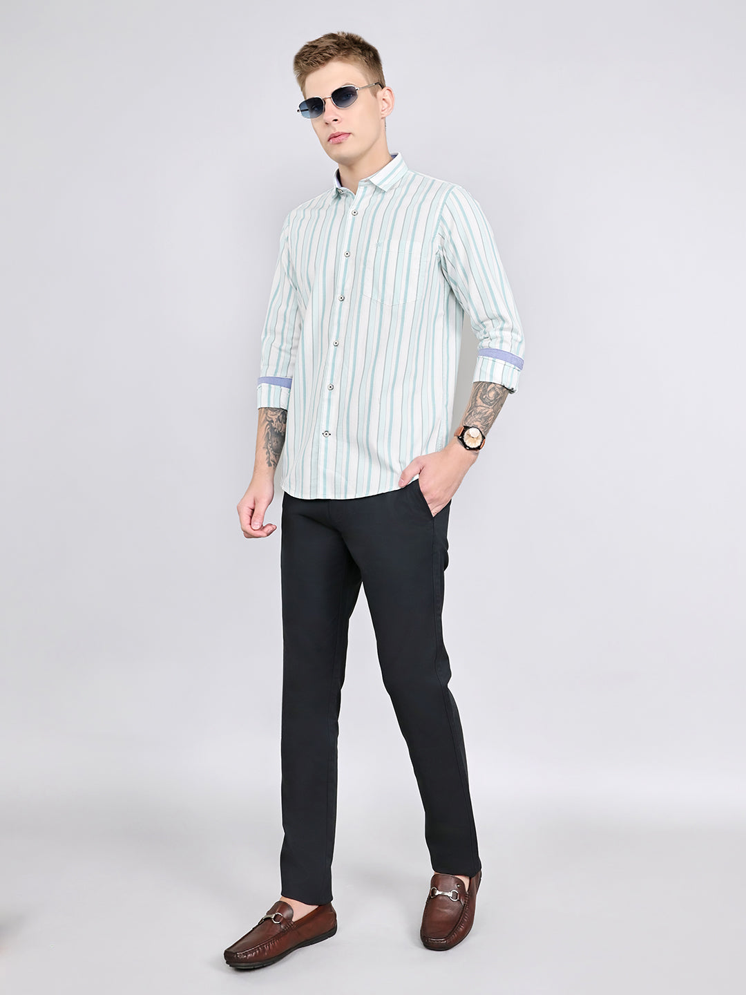 Men Black Solid Slim Fit Trouser