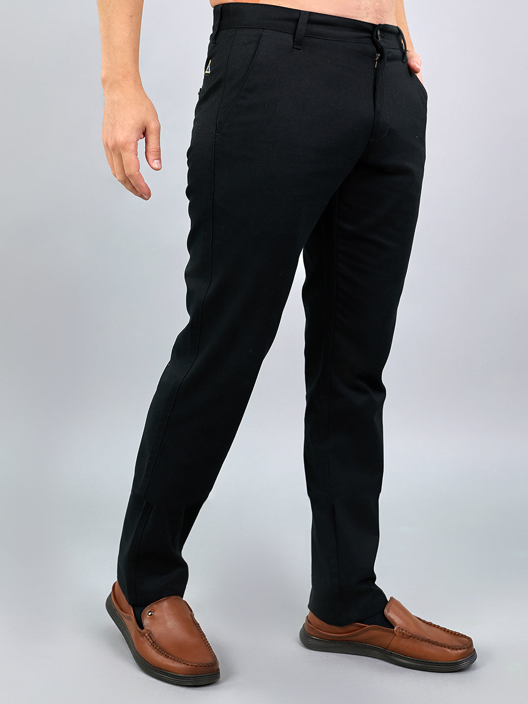 Men Black Solid Regular Fit Trouser