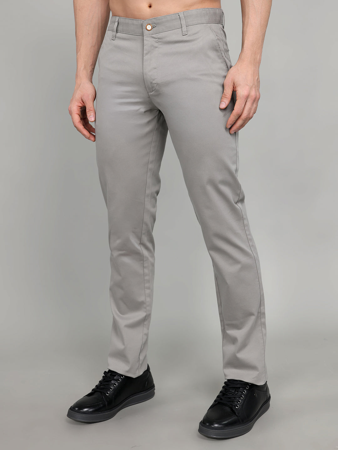 Men Light Grey Solid Slim Fit Trouser