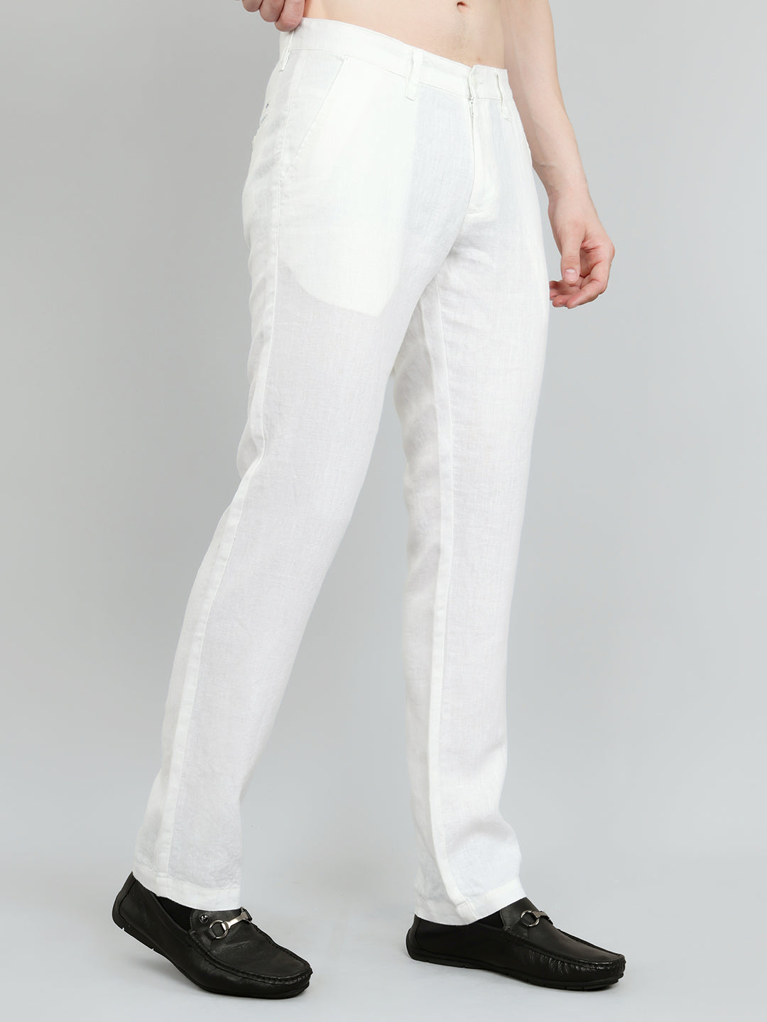 Men White Solid Regular Fit Trouser