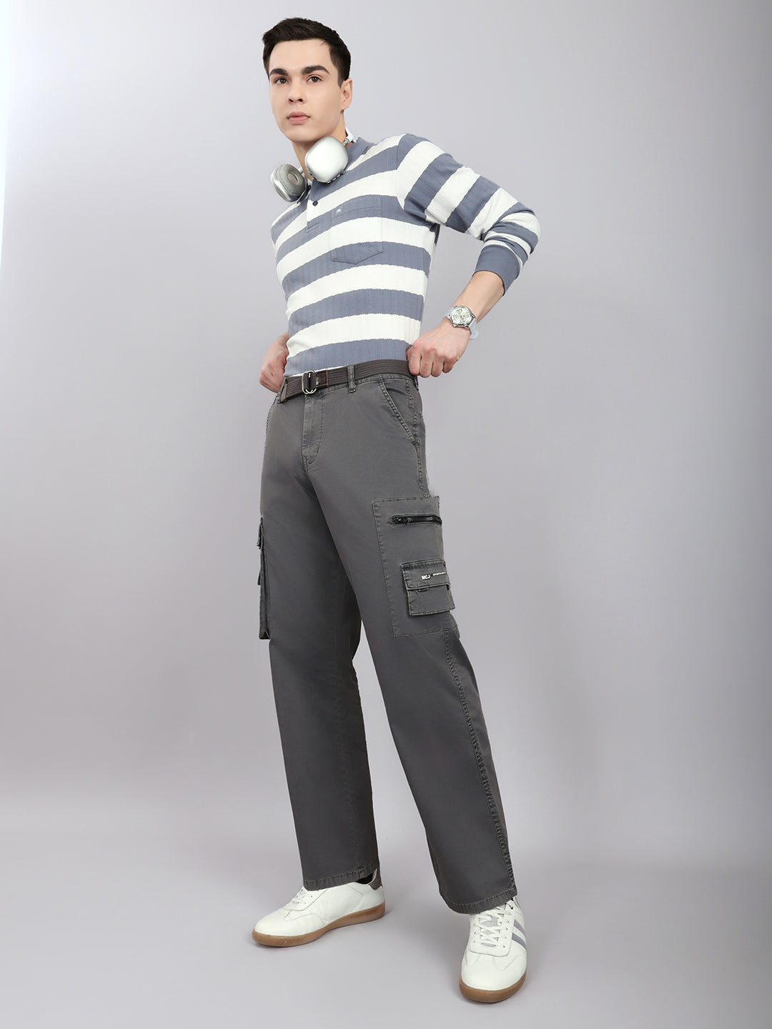 Men Grey Solid Regular Fit Cargo
