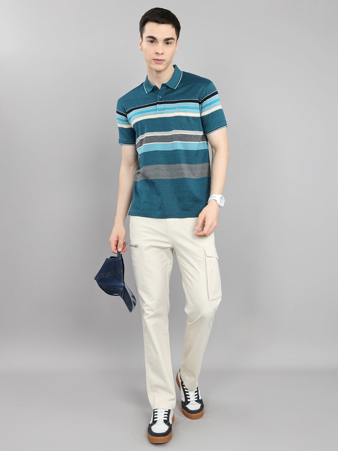 Men Beige Solid Regular Fit Cargo