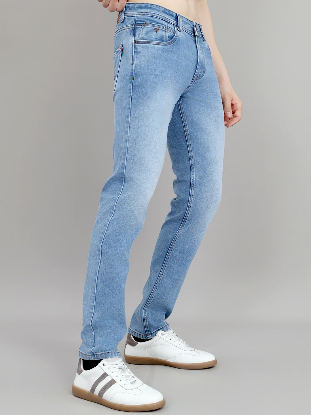 Men Light Blue Light Wash Narrow Fit Denim