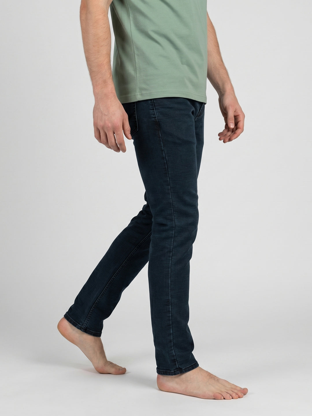 Men Dark Blue Light Wash Narrow Fit Denim