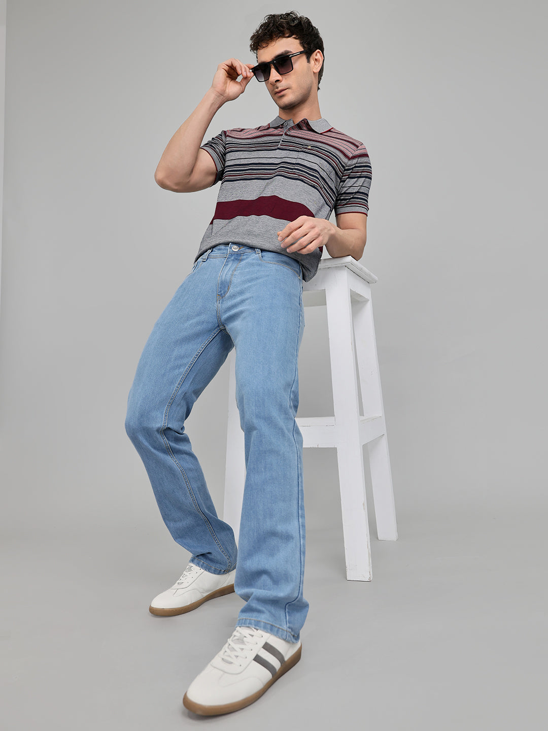 Men Dark Blue Solid Straight Fit Denim