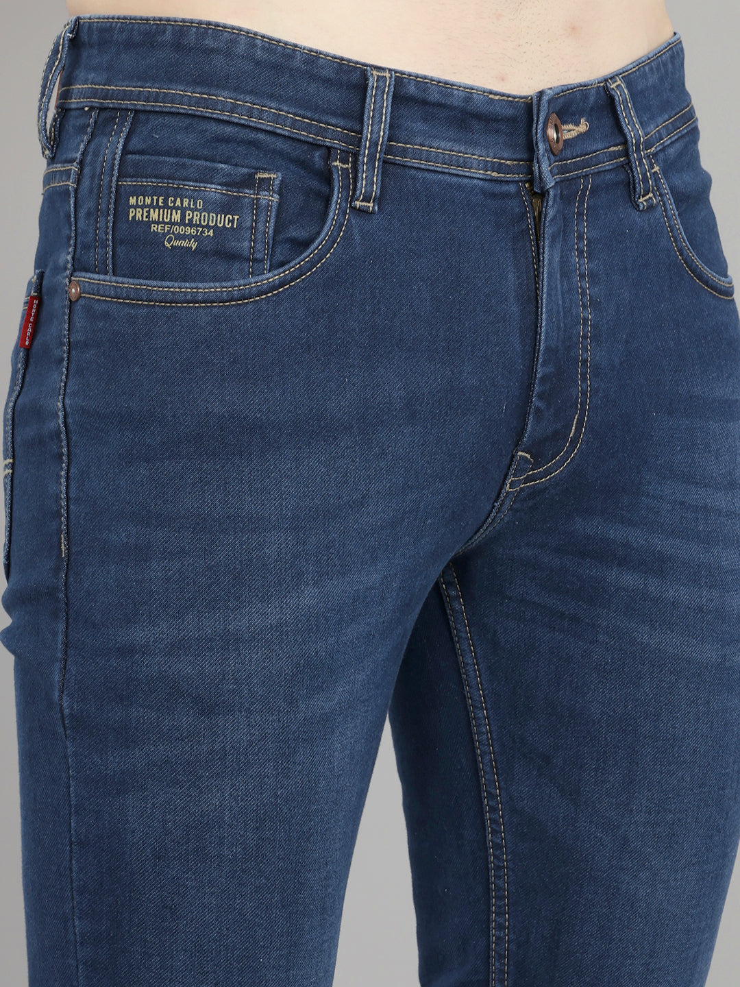 Men Blue Light Wash Narrow Fit Denim