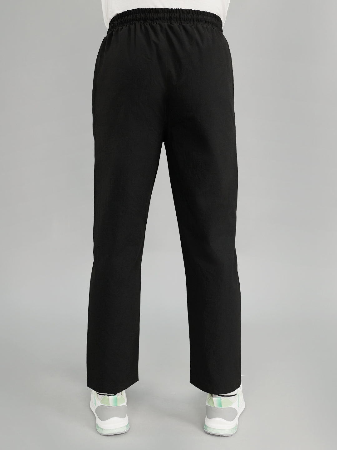 Men Black Solid Regular Fit Lower