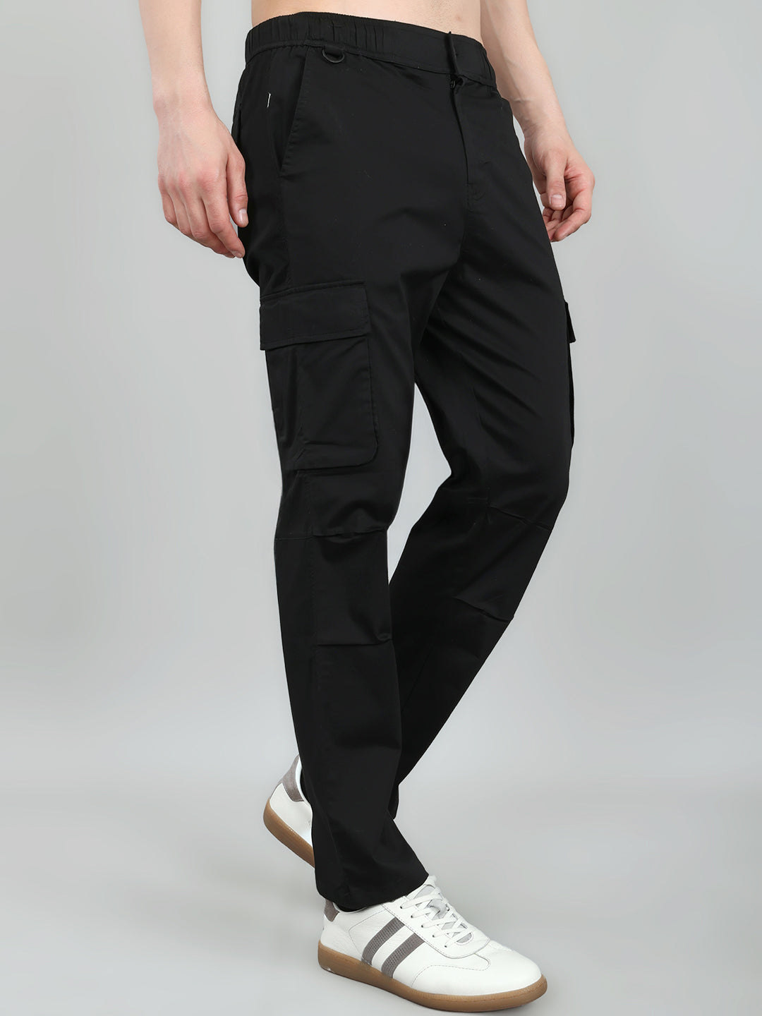 Men Black Solid Regular Fit Cargo