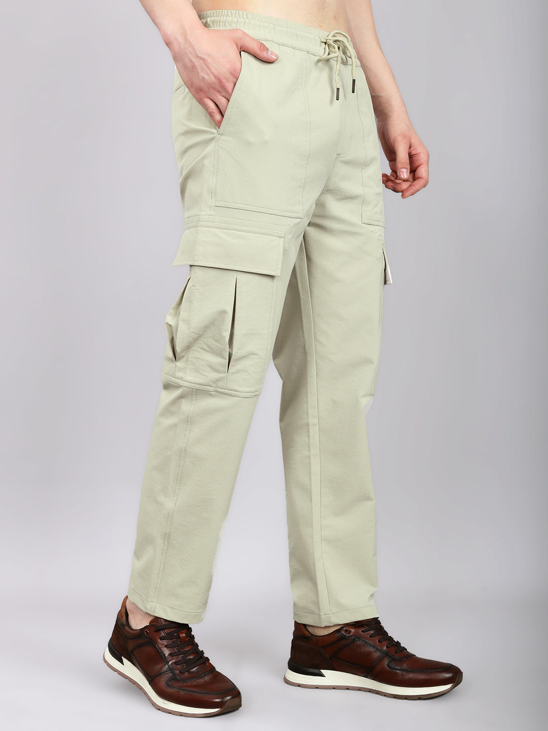 Men Beige Solid Regular Fit Lower