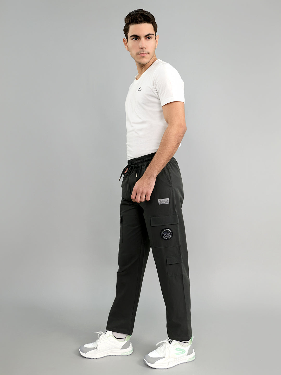 Men Grey Solid Regular Fit Lower