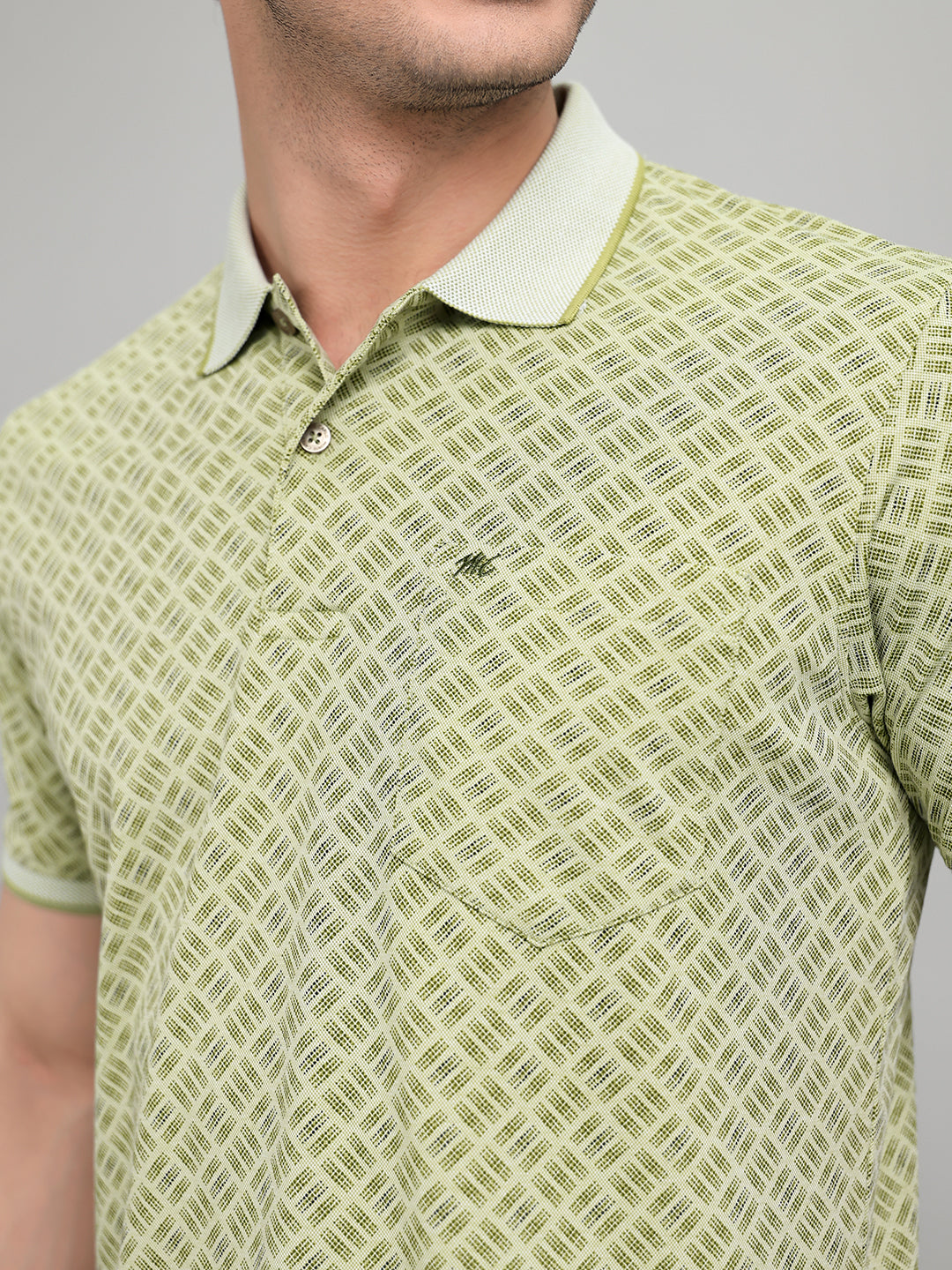 Men Green Printed Collar Half Sleeve T-Shirt