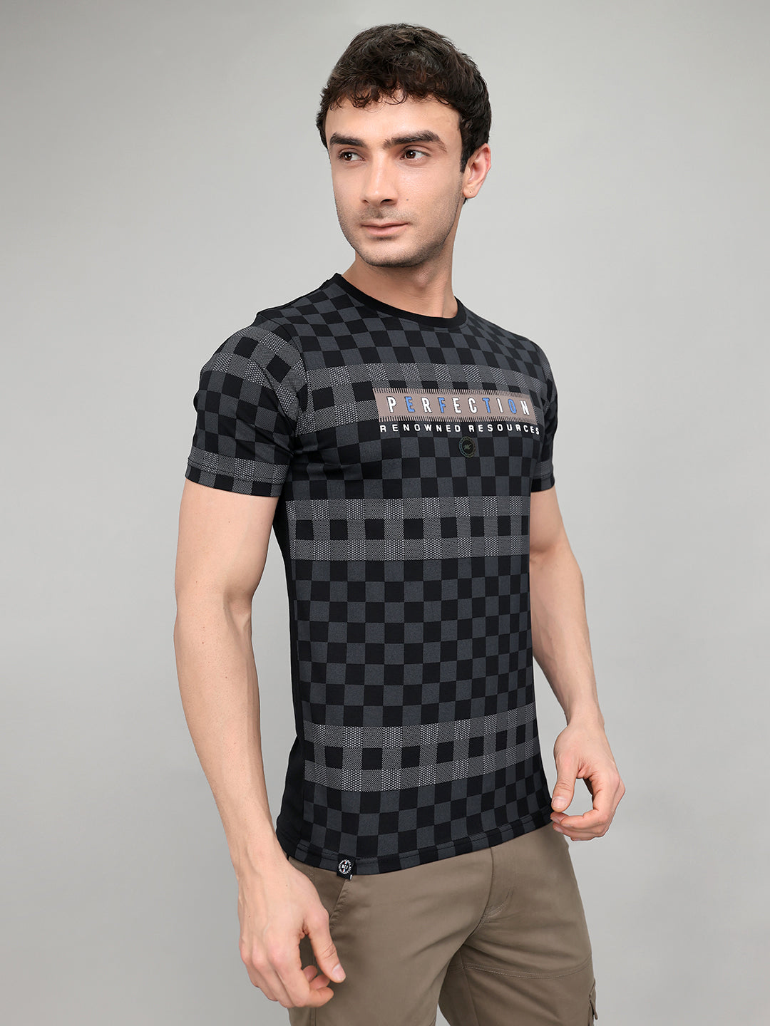 Men Black Printed Round Neck Half Sleeve T-Shirt