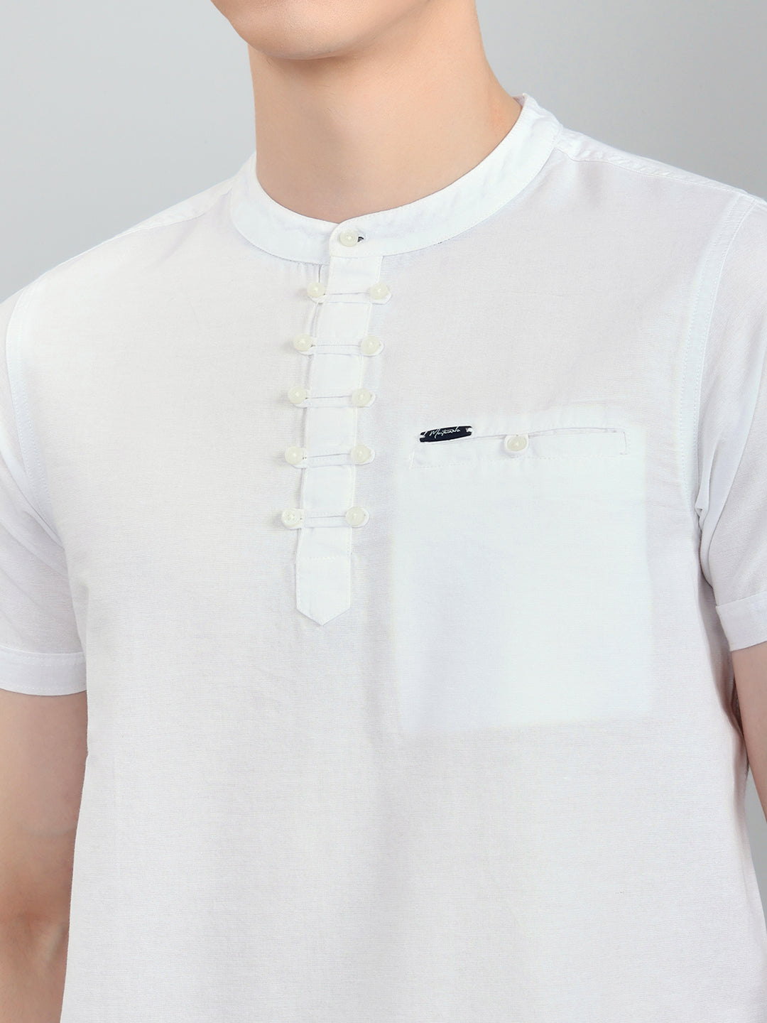 Men White Solid Henley Neck Half Sleeve T-Shirt