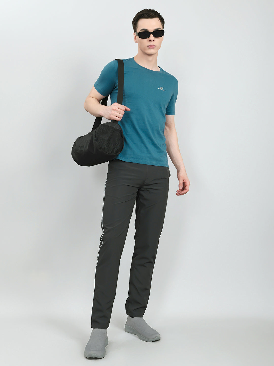 Men Grey Solid Regular Fit Lower