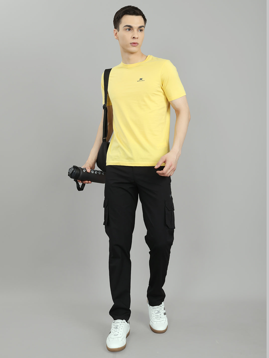 Men Black Solid Regular Fit Cargo Lower