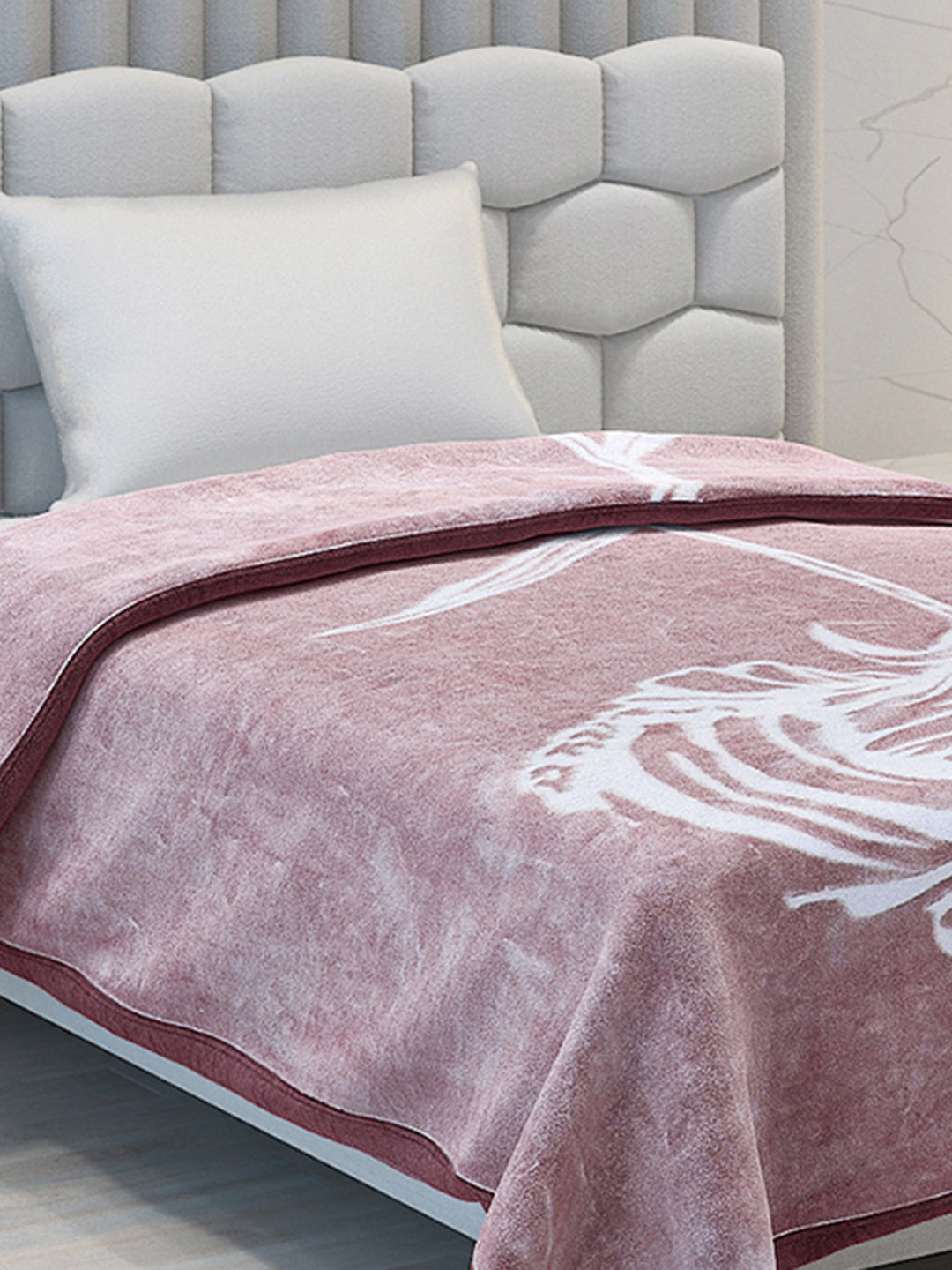 Printed Single Bed 1051 GSM Blanket Bling 2 Ply (Weight 3.7 kg)