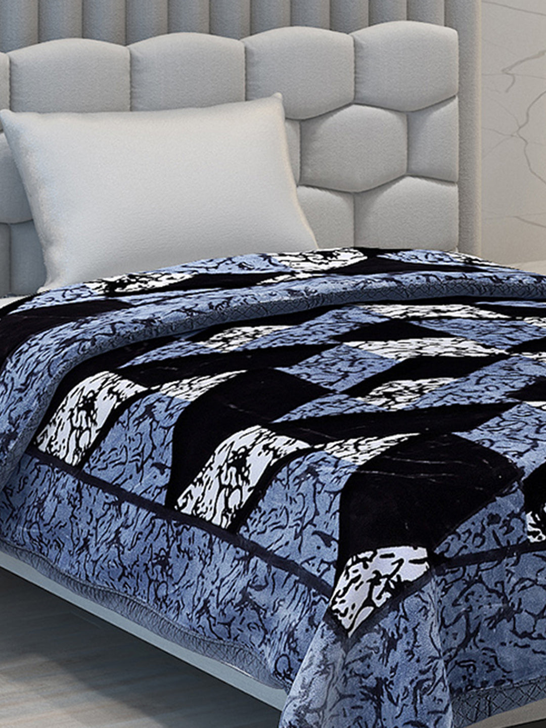 Printed Single Bed 994 GSM Blanket Joseph 2 Ply (Weight 3.5 kg)