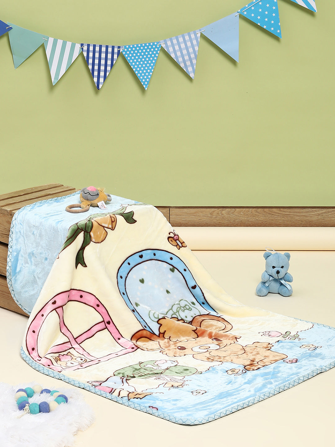 Printed Baby Blanket 2 Ply, 550 GSM, Weight 0.5 kg (Donald)