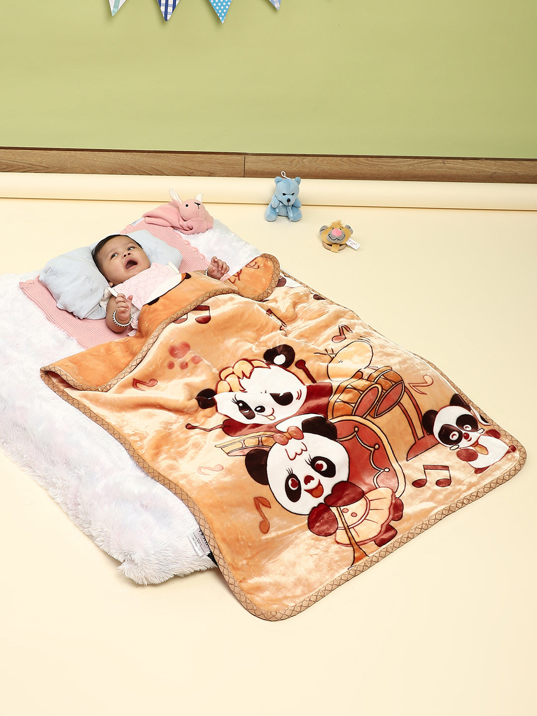 Printed Baby Blanket 2 Ply, 550 GSM, Weight 0.5 kg (Donald)