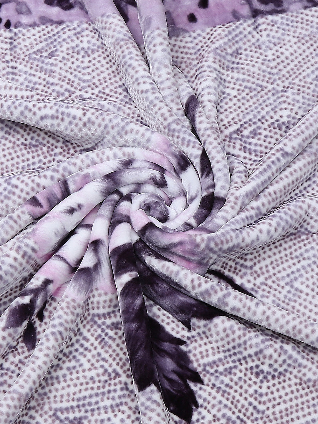 Printed Double Bed 900 GSM Blanket for Heavy Winter -1 Ply (Weight 4.9 kg)