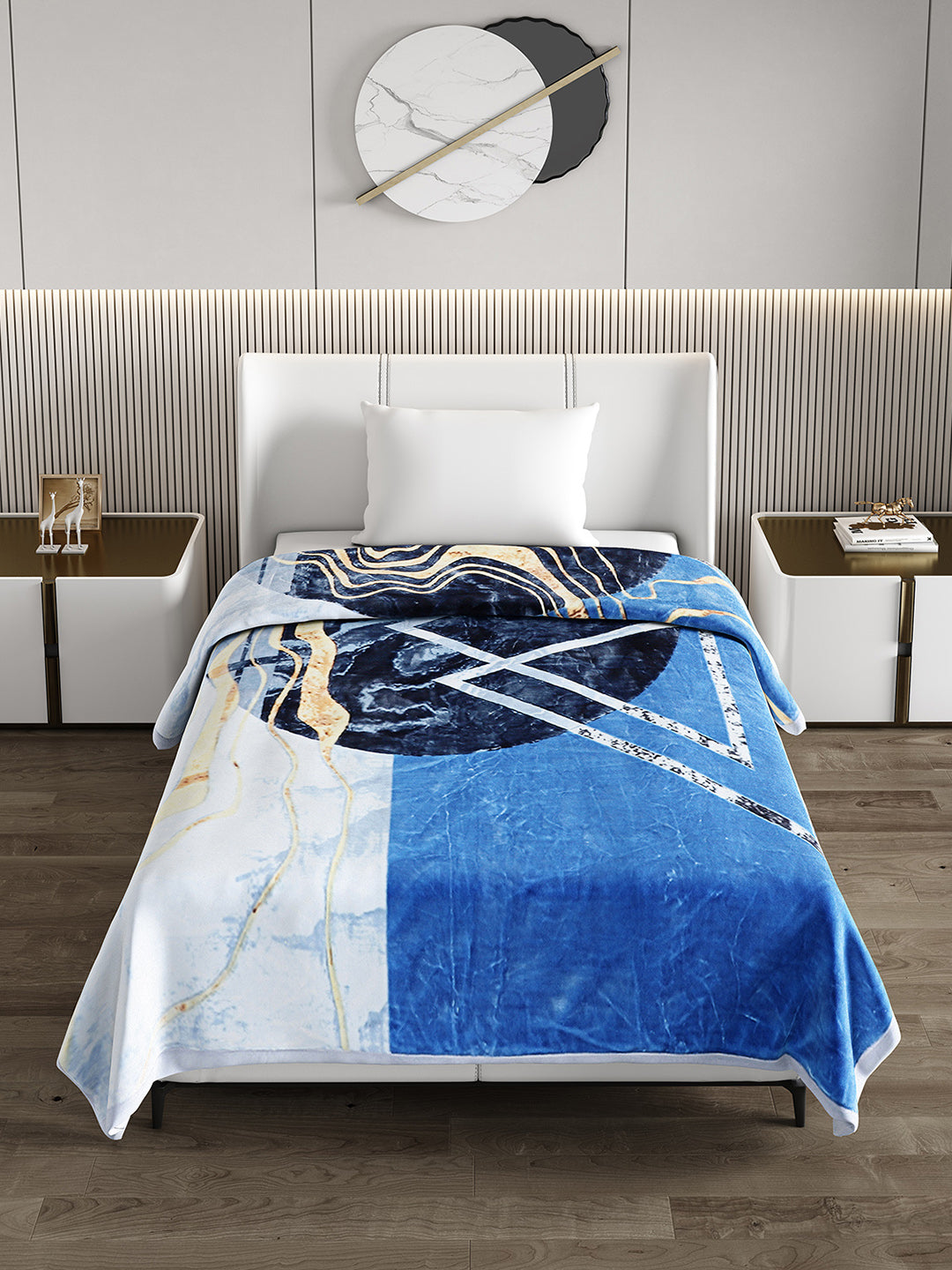 Printed Single Bed 951 GSM Blanket Haze 3 Ply (Weight 3.35 kg)