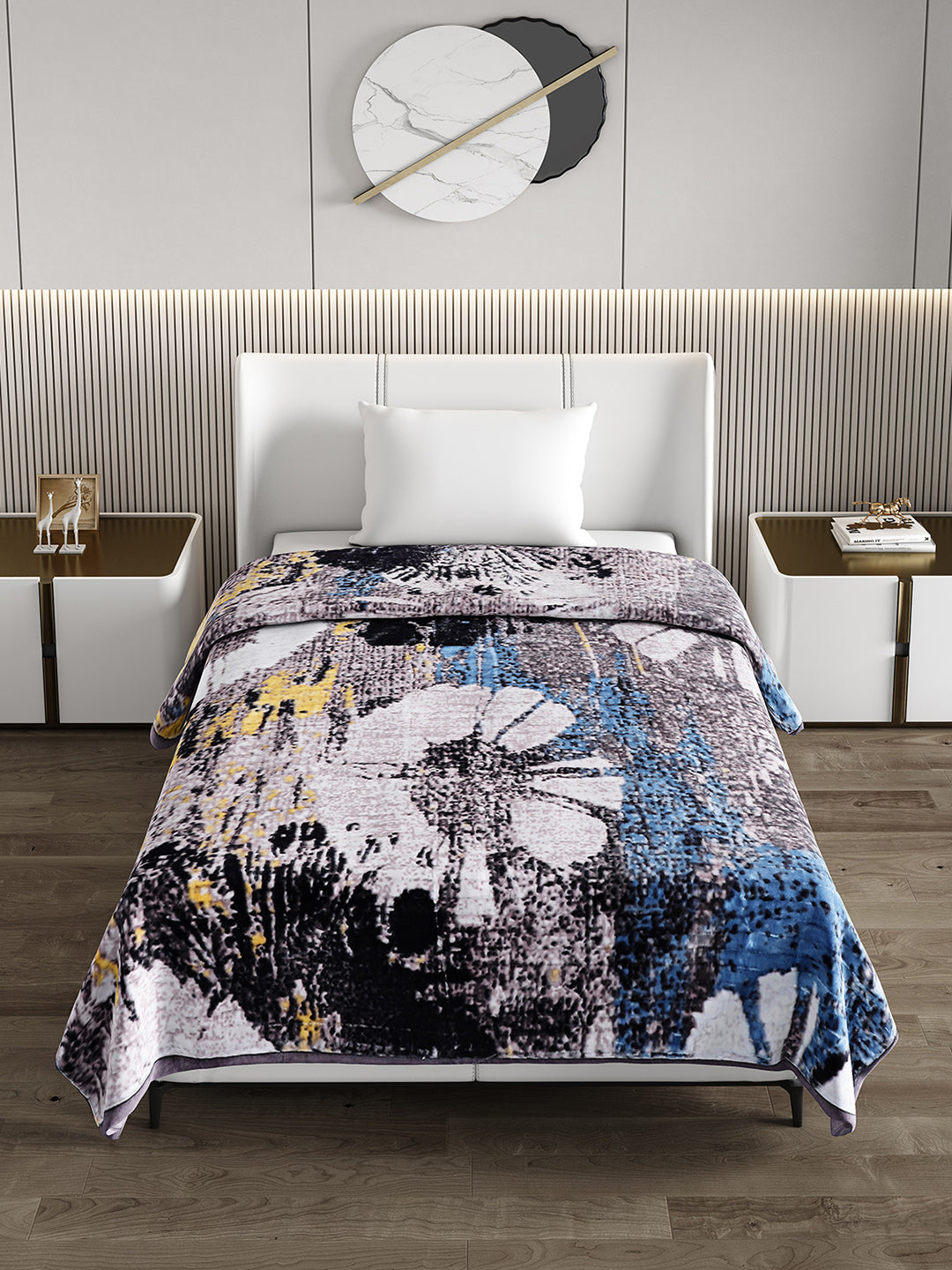 Printed Single Bed 965 GSM Blanket Marco 3 Ply (Weight 3.4 kg)
