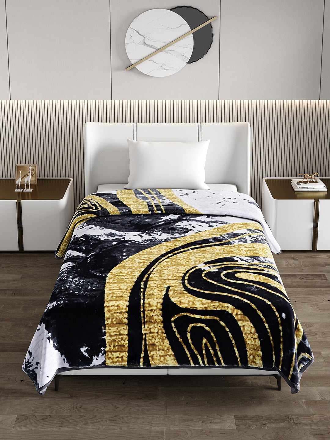 Printed Single Bed 965 GSM Blanket Marco 3 Ply (Weight 3.4 kg)
