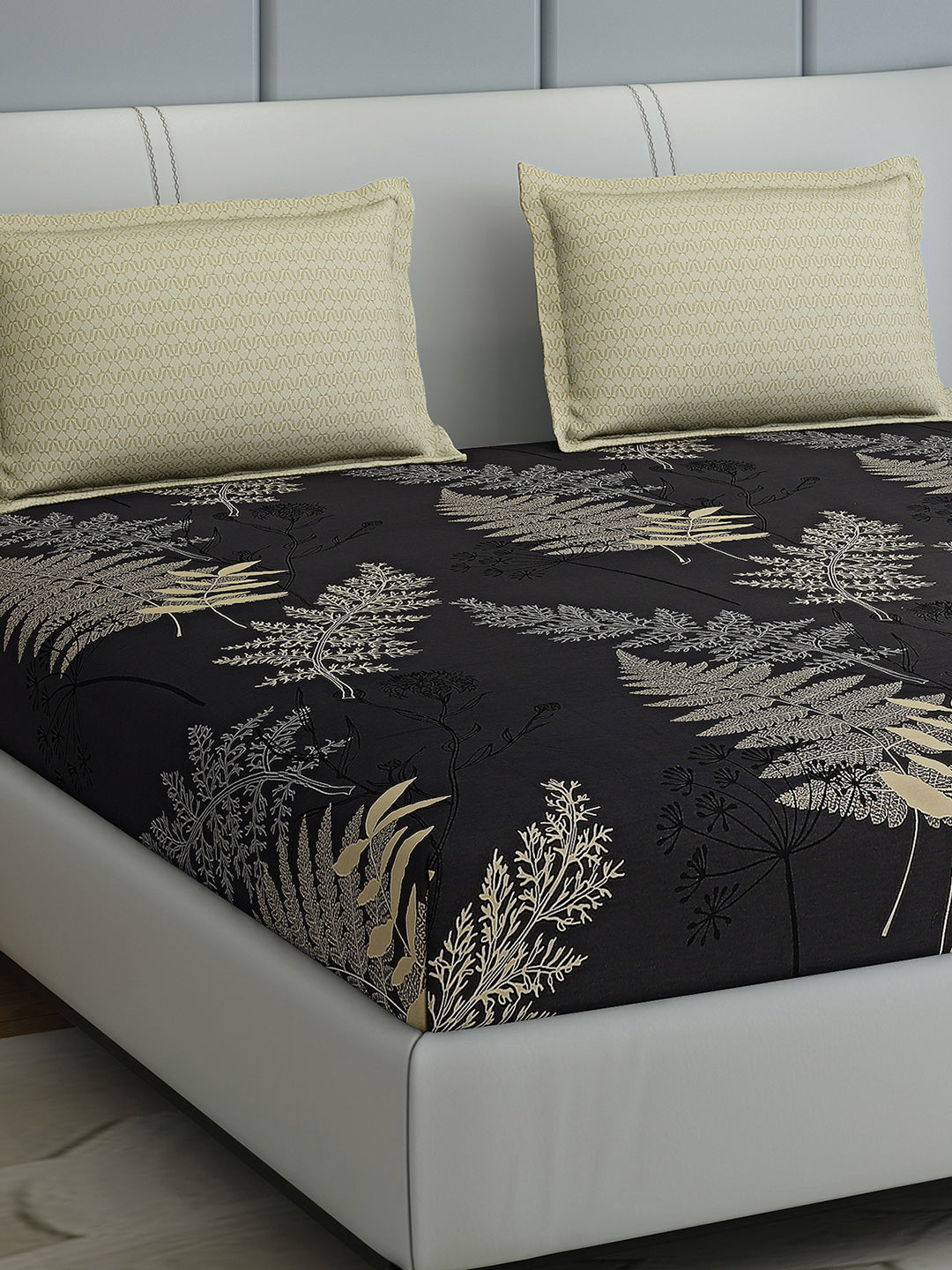 200 TC Cotton Double Bed 1 Bedsheet with 2 Pillow Covers (Ramona)