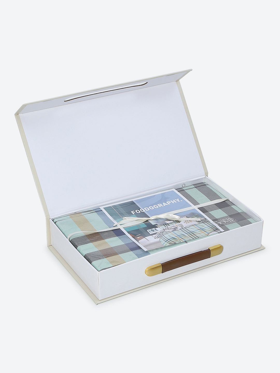 200 TC Cotton Double Bed 1 Bedsheet with 2 Pillow Covers (Ramona)