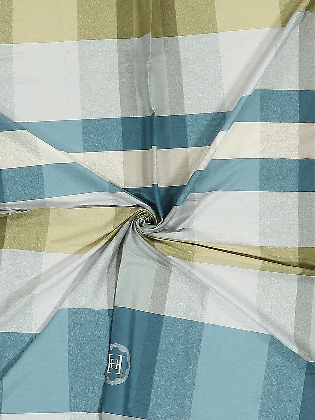 200 TC Cotton Double Bed 1 Bedsheet with 2 Pillow Covers (Ramona)