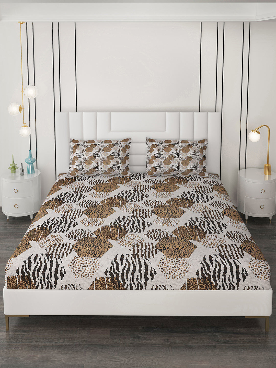 144 TC Cotton Double Bedsheet with 2 Pillow Covers