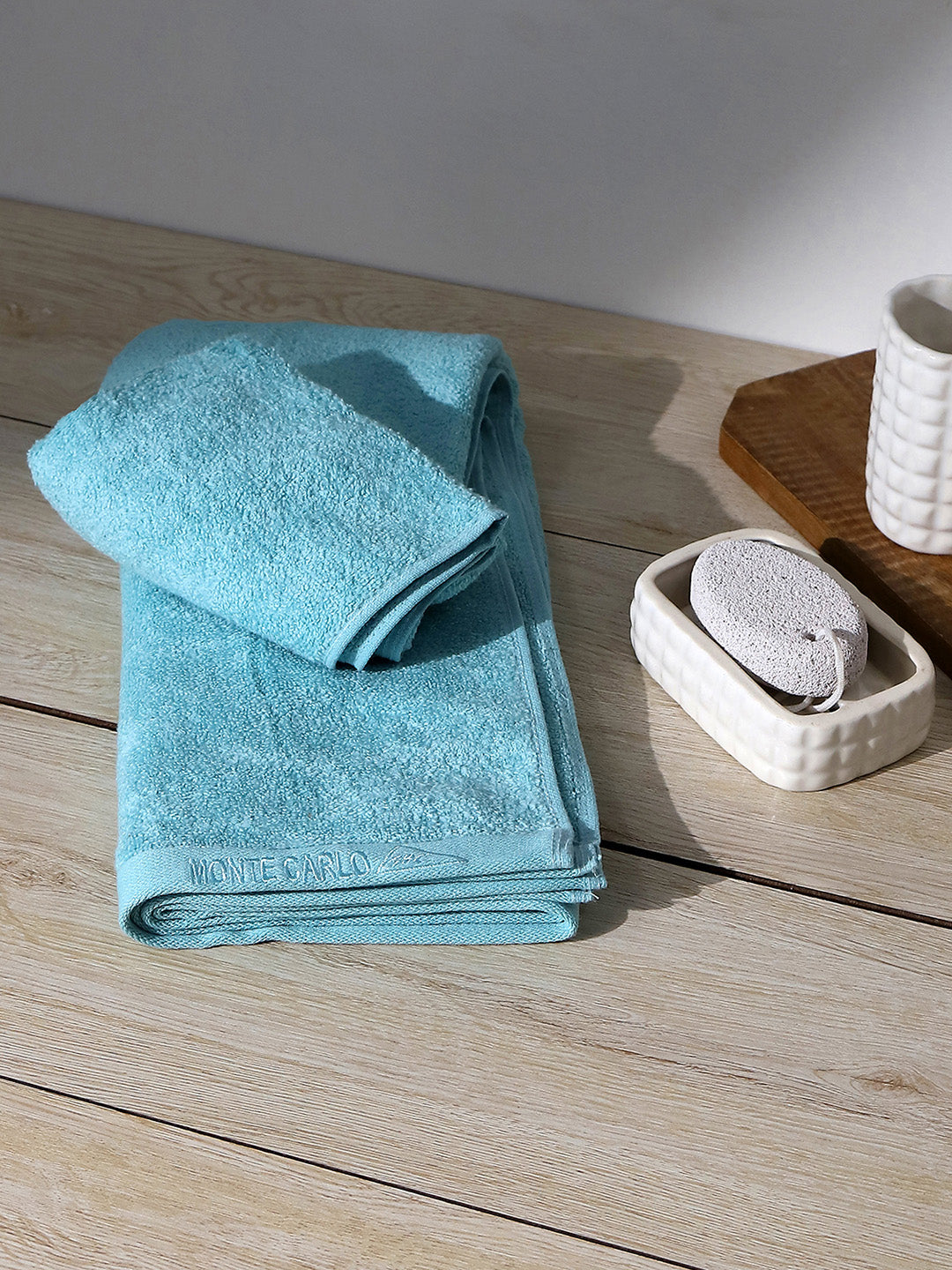 Turquoise Blue Solid Pure Cotton 350 GSM Bath Towel (Oslo)