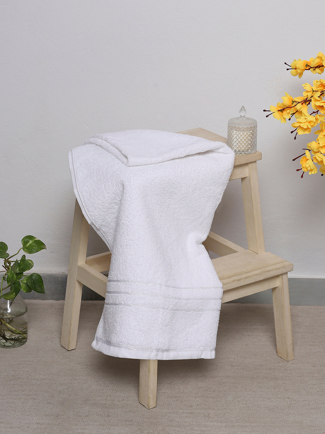 White Cotton 350 GSM Bath Towel