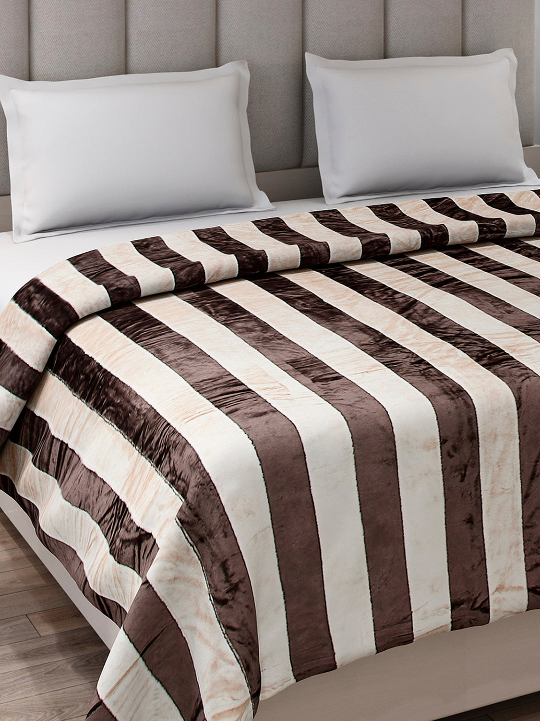 Striped Double Bed 300 GSM Blanket for AC Room - (Cosmos)