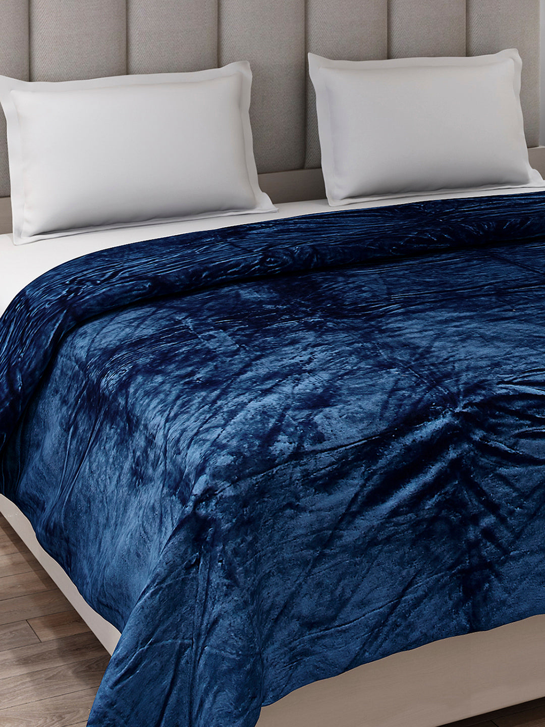 Solid Double Bed 300 GSM Blanket for AC Room - (Fusion)