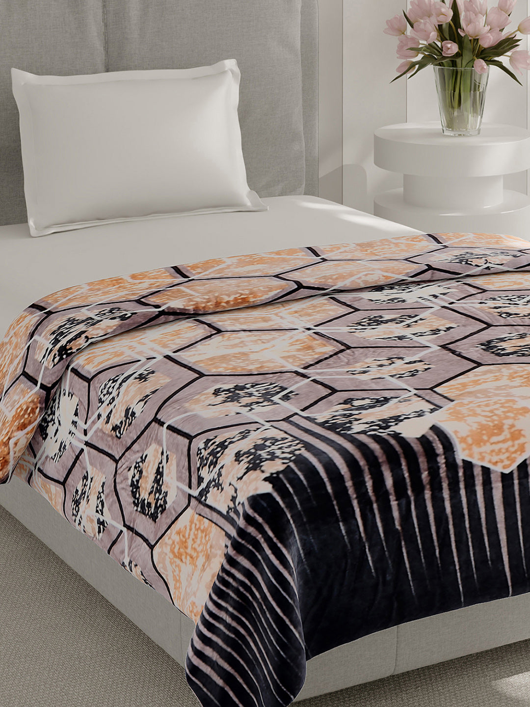 Printed Single Bed 240 GSM Blanket for AC Room - (Fuzzy)