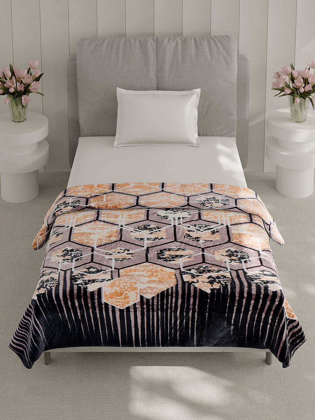 Printed Single Bed 240 GSM Blanket for AC Room - (Fuzzy)